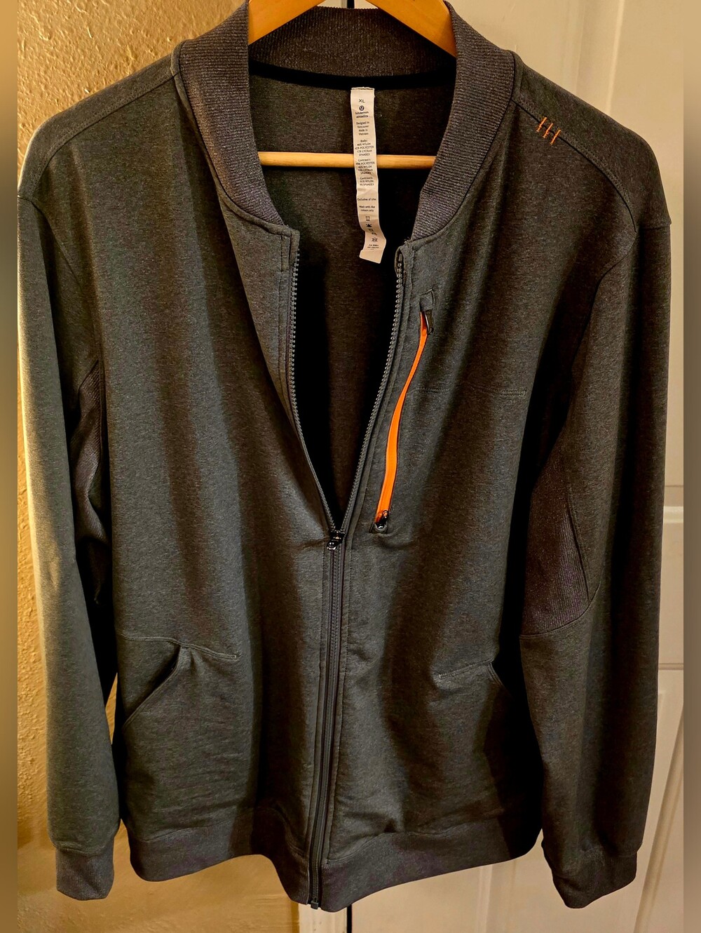 Lululemon Men's Xl Dark Gray Full-Zip Sweater Jacket with Orange Accent